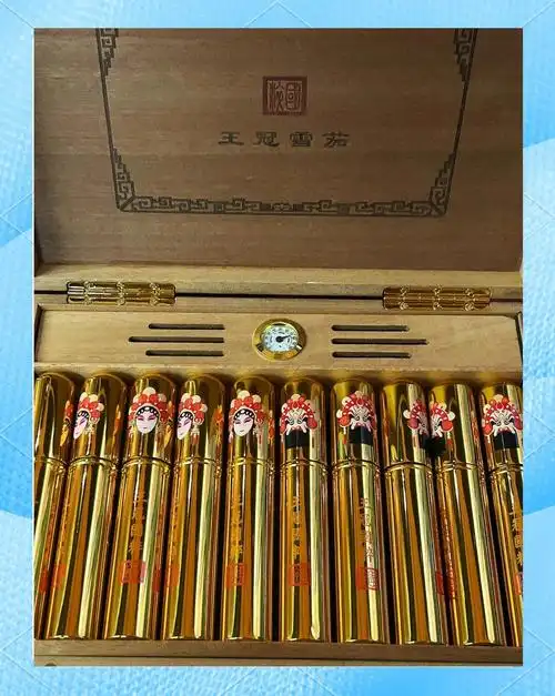 一张展示假冒雪茄包装的图片，揭示了伪造标签和低劣材料的真相