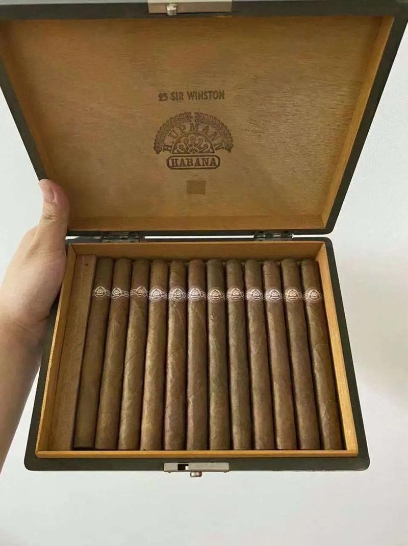 雪茄与咖啡的完美搭配,展现非古雪茄轻奢生活